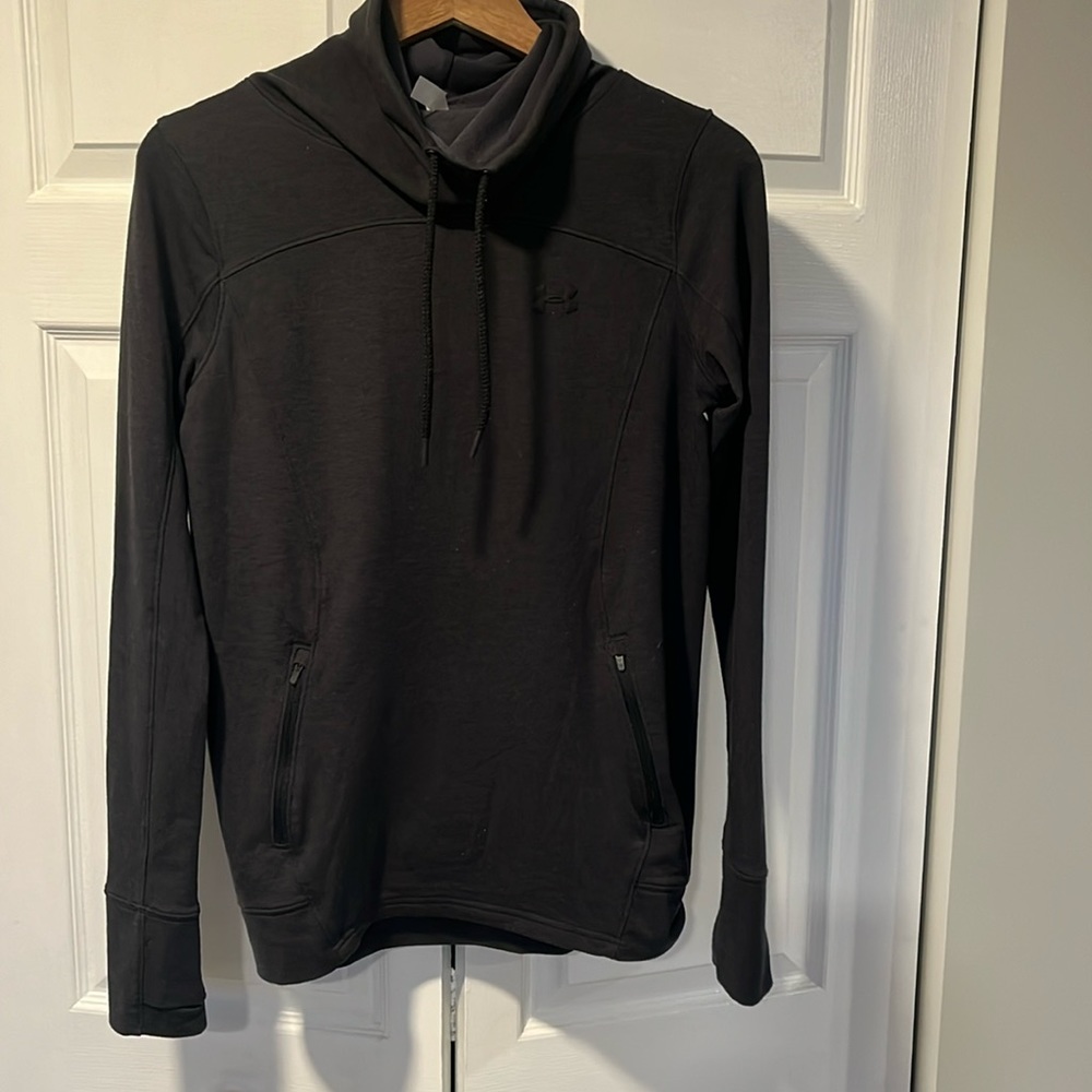 Under Armour Small Black Sweatshirt